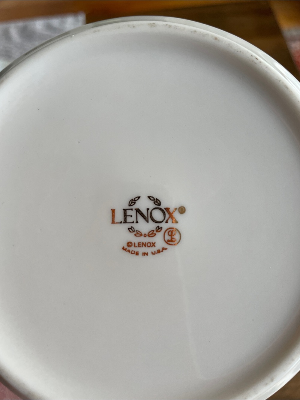 Lenox White Ceramic Bowl with Gold Logo Mark - Picture 2 of 6